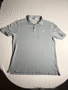 Travis Mathew Polo Shirt Mens Medium Grey Contrast Collar Preppy